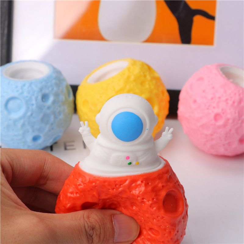 Squeeze Astronauts Planet TPR  - Party Games Adults Funny ulasan dan harga
